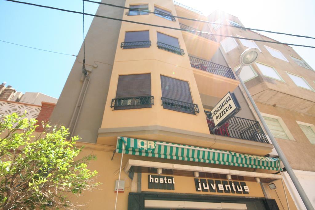 Hostal Juventus Portbou Esterno foto