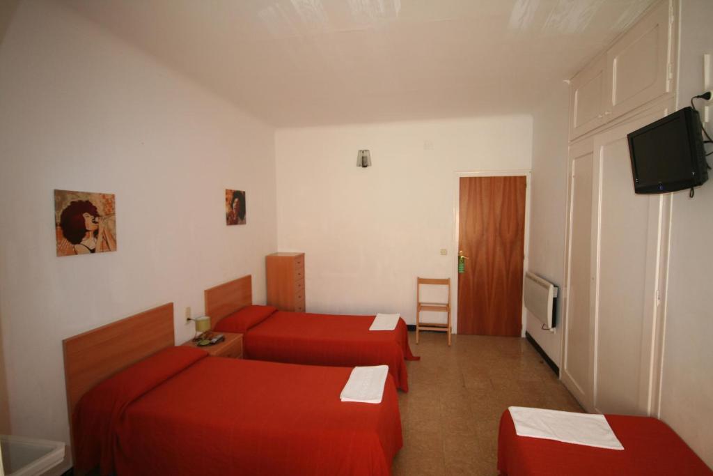 Hostal Juventus Portbou Camera foto